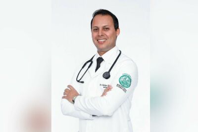 Imagem da notícia Dia do Médico: Dr. Herbert Bassi destaca que o papel dos médicos vai muito além do diagnóstico e tratamento